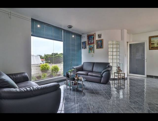 5 BEDROOM HOUSE SOLD IN MALVERN